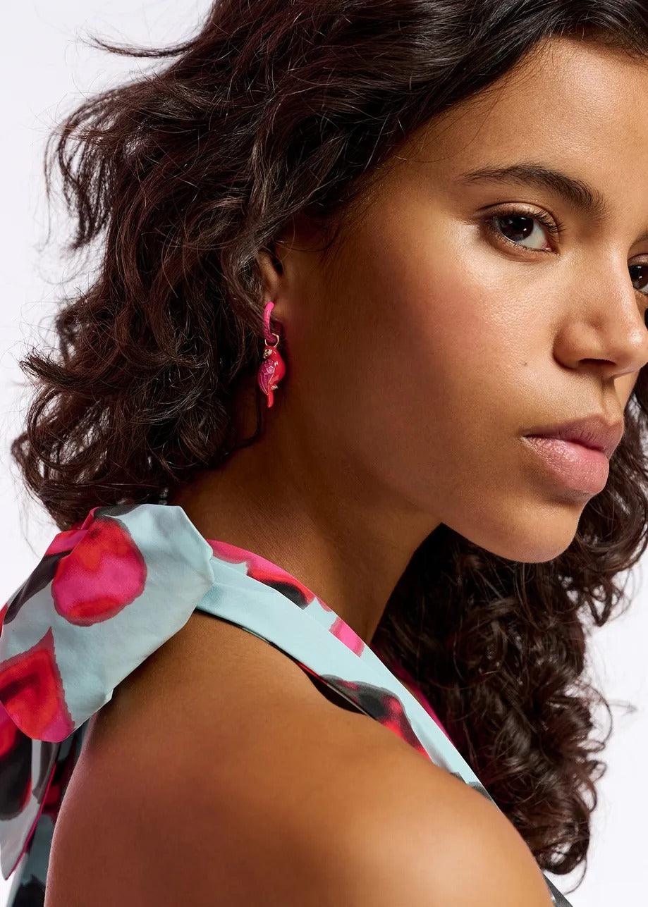 Essentiel Antwerp Neon pink hoop earrings with parrot and lime pendants - Primm's