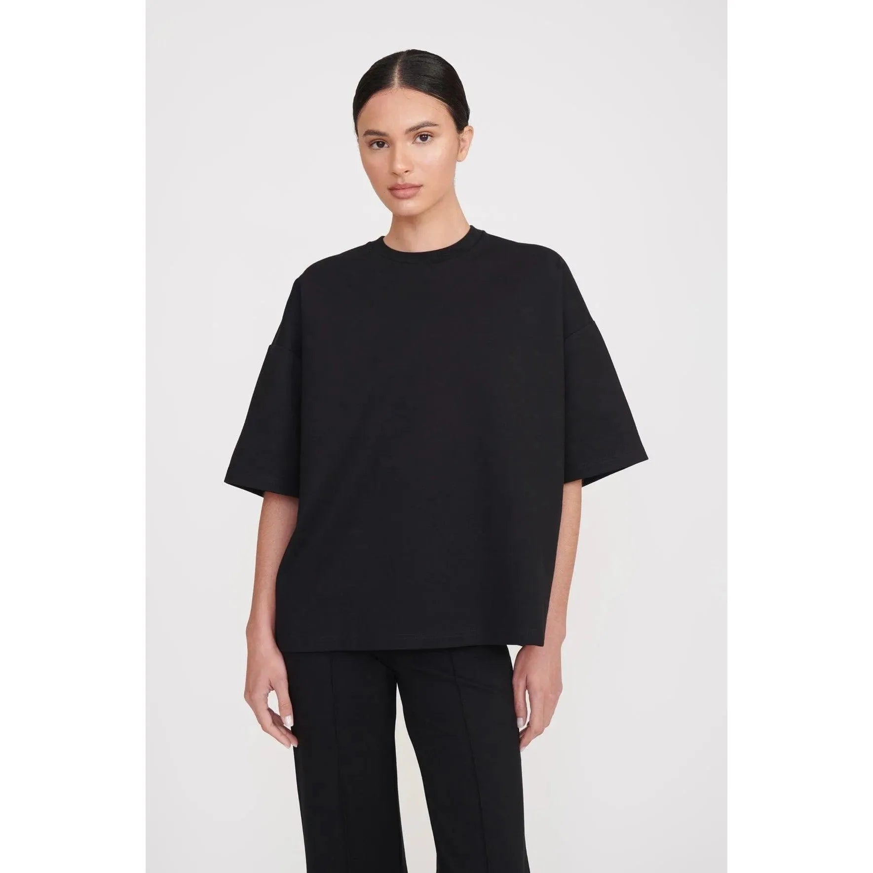 Oversized Crewneck Shirt | Black Capsule Top | Primm's